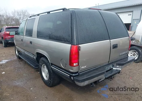 1999 Chevrolet Suburban 1500 Lt z USA, uszkodzony, nr VIN 3GNEC16R2XG261670